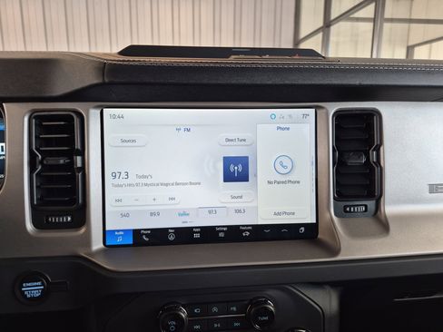 Used 2025 Ford Bronco Outer Banks image 34