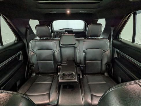 Certified 2018 Ford Explorer Sport w/ Equipment Group 401A AWD/4WD image 19