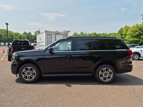 New 2026 Ford Expedition Active AWD/4WD image 8