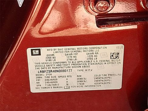 Certified 2022 Buick Envision Avenir w/ Technology Package II image 28