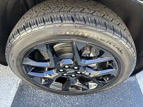 Used 2025 Chevrolet Traverse RS w/ LPO, Floor Liner Package image 6