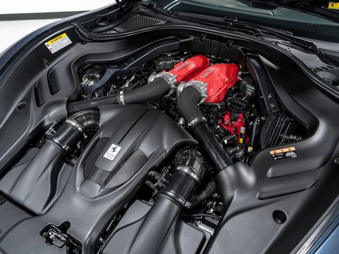 Used 2024 Ferrari Roma Spider RWD image 47