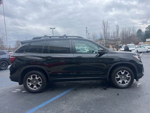 Certified 2023 Honda Passport TrailSport image 5