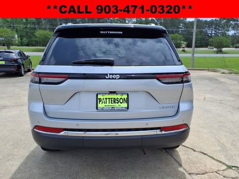 Used 2024 Jeep Grand Cherokee Limited image 3