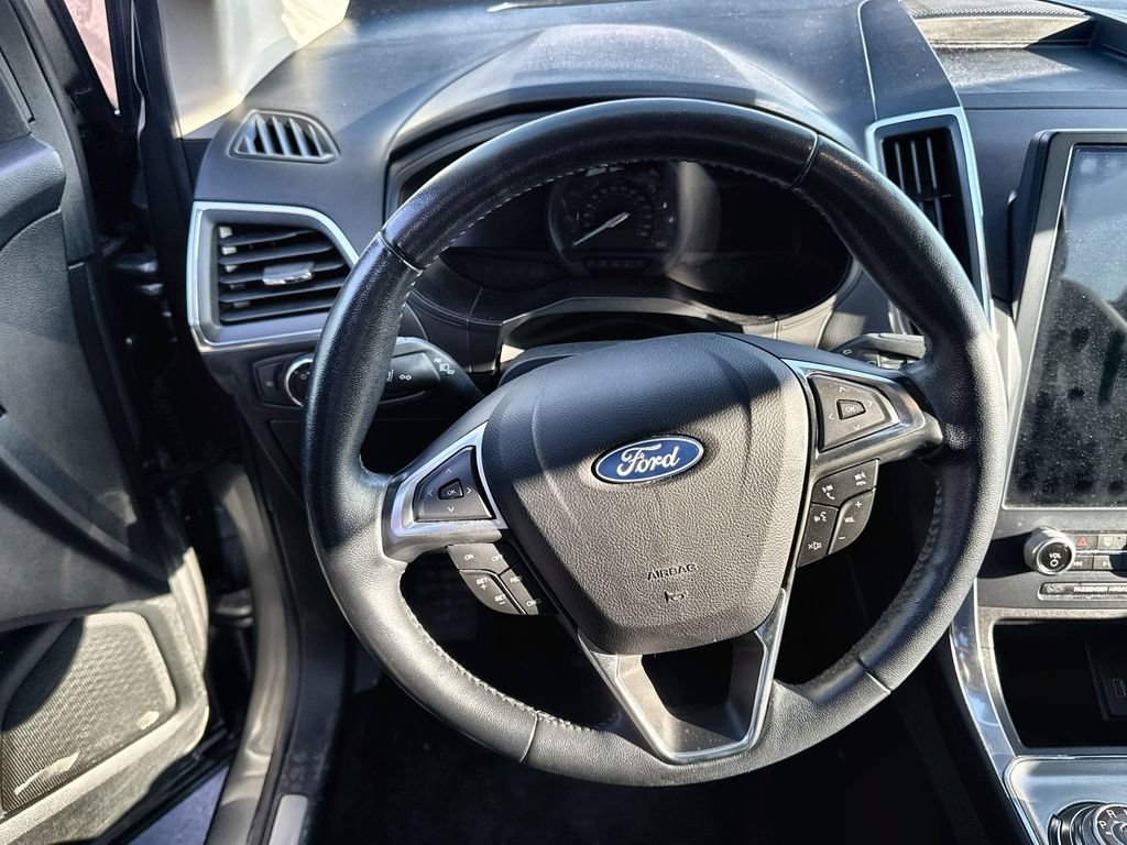 Used 2023 Ford Edge Titanium AWD/4WD image 7