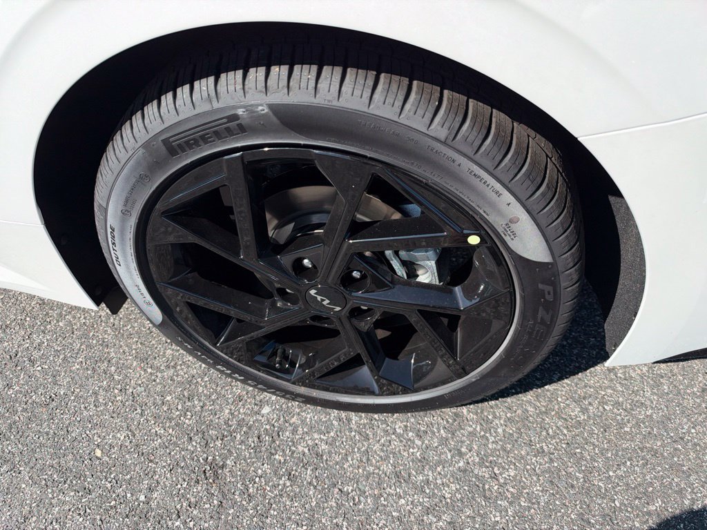 New 2027 Kia K5 GT-Line AWD/4WD image 19