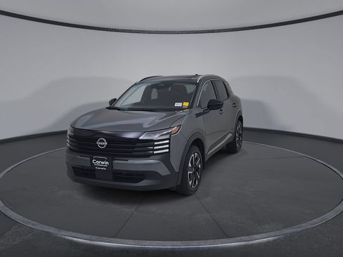 Used 2026 Nissan Kicks SV w/ SV Premium Package AWD/4WD image 7