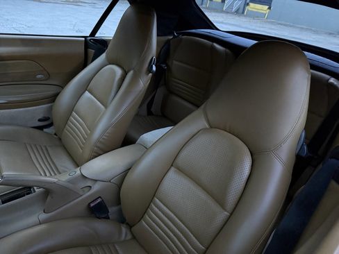 Used 2000 Porsche 911 Carrera image 39