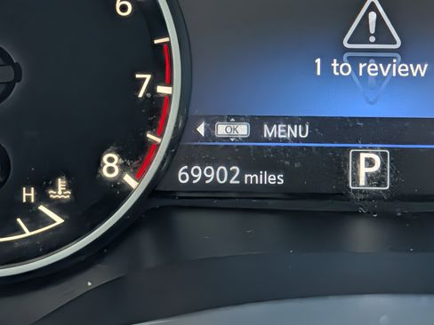 Used 2018 Nissan Maxima Platinum image 21