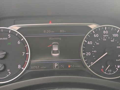 Used 2024 Nissan Sentra SV FWD image 19