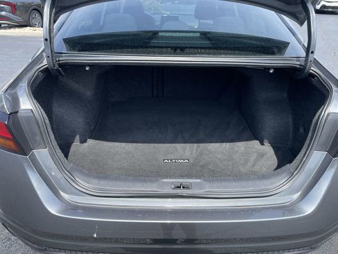 Used 2020 Nissan Altima 2.5 S FWD image 35