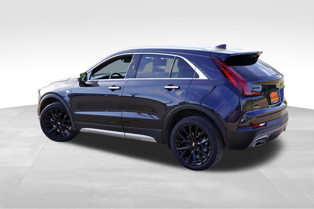 Certified 2023 Cadillac XT4 Premium Luxury w/ LPO, ONYX Package AWD/4WD image 8