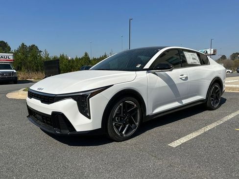 New 2026 Kia K4 GT-Line FWD image 3