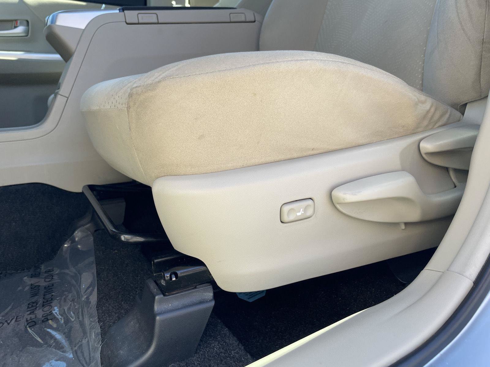 Used 2013 Toyota Prius V Two FWD image 28