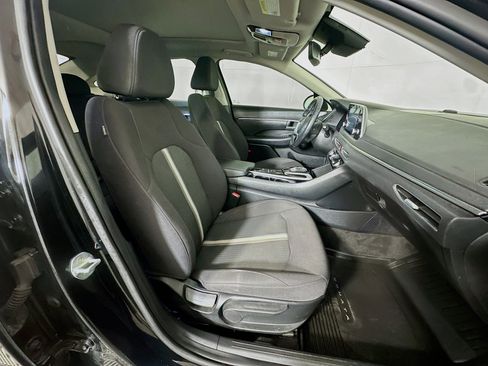 Used 2022 Hyundai Sonata SEL w/ Convenience Package image 32