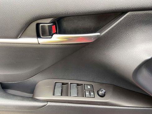 Used 2023 Toyota Camry LE image 13