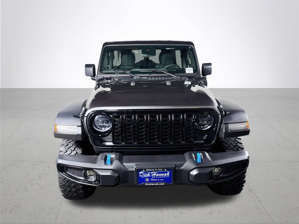 Used 2024 Jeep Wrangler Unlimited AWD/4WD image 3