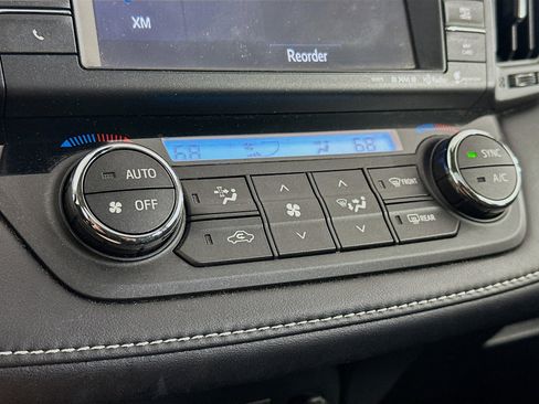 Used 2016 Toyota RAV4 Limited AWD/4WD image 24