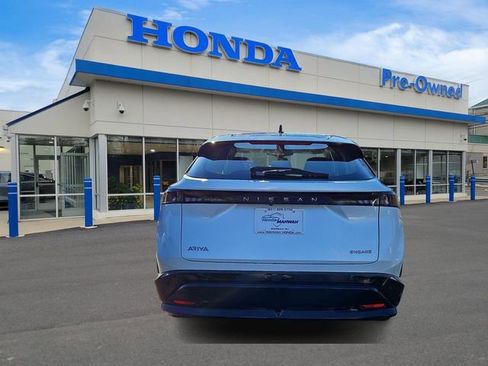 Used 2024 Nissan Ariya FWD image 5