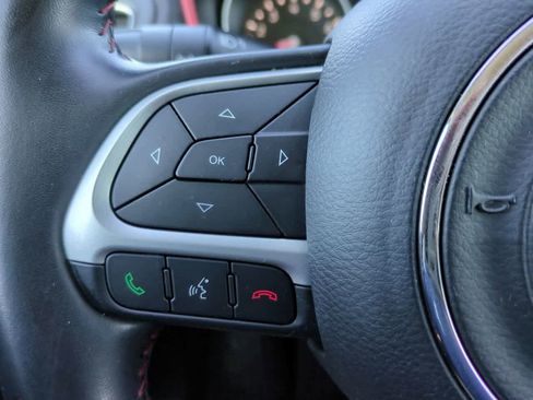 Used 2020 Jeep Compass Trailhawk image 22