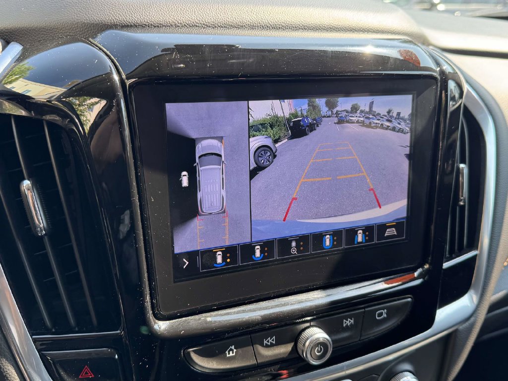 Used 2020 Chevrolet Traverse RS AWD/4WD image 30
