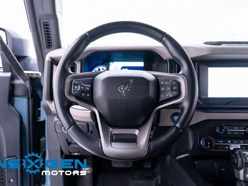 Used 2022 Ford Bronco Wildtrak image 18