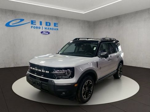 New 2026 Ford Bronco Sport Outer Banks w/ Outer Banks Tech Package+ AWD/4WD image 3