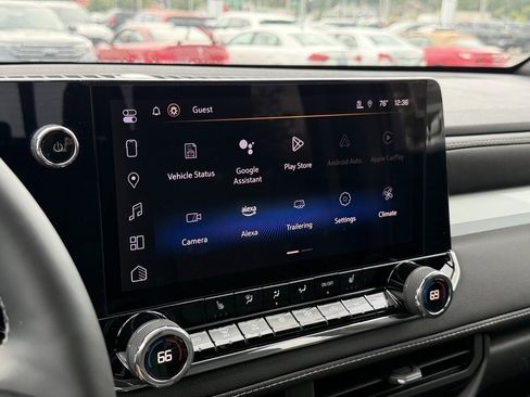 New 2025 Chevrolet Colorado LT w/ LT Convenience Package image 18