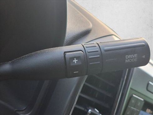 Used 2018 Ford F150 XLT RWD image 13