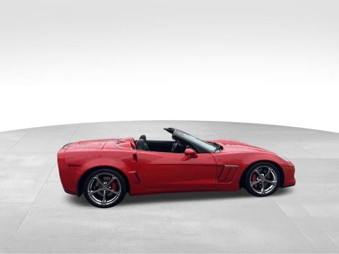 Used 2012 Chevrolet Corvette Grand Sport w/ 3LT Preferred Equipment Group image 16