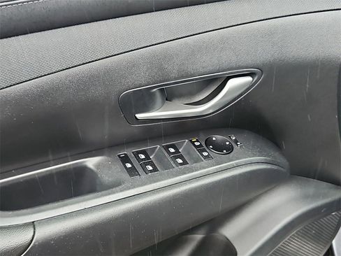 Certified 2025 Hyundai Tucson SEL image 11