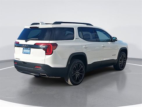 Certified 2023 GMC Acadia SLE w/ Driver Convenience Package image 3