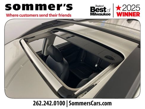 Used 2017 Subaru Outback 3.6R Limited w/ Popular Package #5 image 18