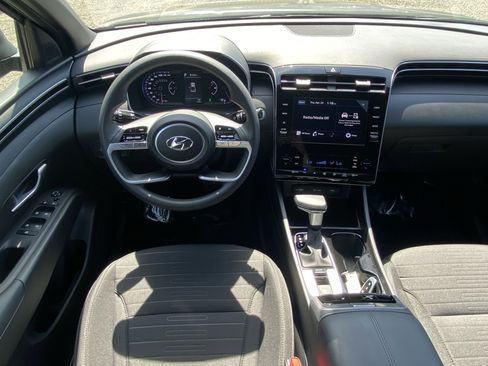 Used 2024 Hyundai Santa Cruz SEL image 11