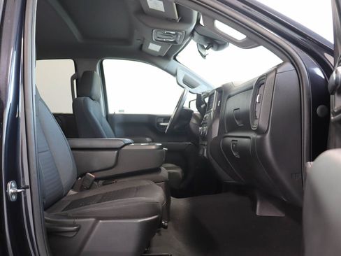Used 2022 Chevrolet Silverado 1500 Custom RWD image 18