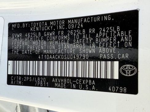 Used 2025 Toyota Camry XSE w/ Premium Plus Package image 34