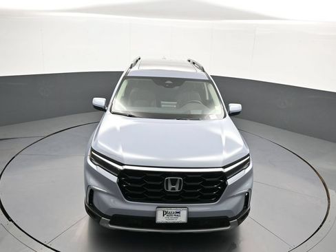 Certified 2024 Honda Pilot Elite image 75