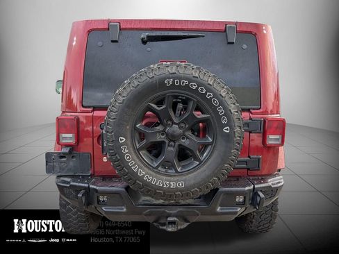 Used 2012 Jeep Wrangler Sahara w/ Connectivity Group image 15