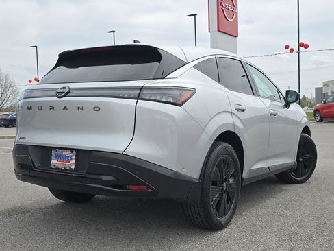 Used 2025 Nissan Murano SV AWD/4WD image 18