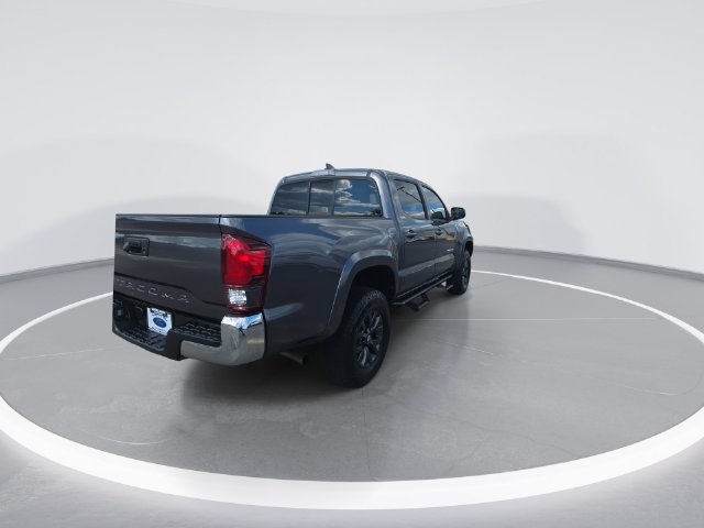Used 2021 Toyota Tacoma SR5 w/ SR5 Appearance Package (SM) RWD image 8