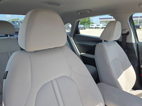 Used 2025 Hyundai Sonata SEL FWD image 29