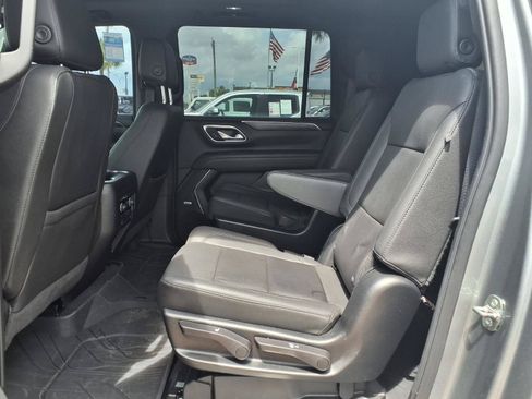 Used 2023 Chevrolet Suburban Z71 w/ Luxury Package AWD/4WD image 24
