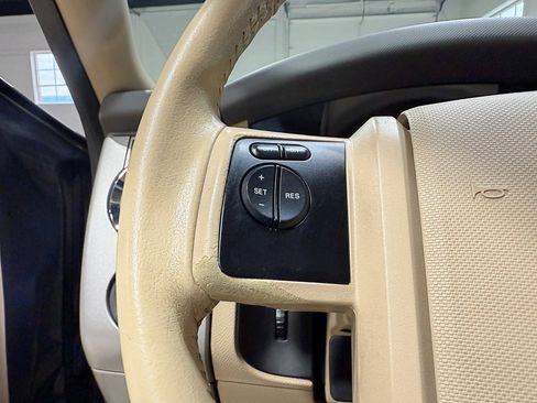 Used 2014 Ford Expedition EL XLT w/ Equipment Group 202A image 12