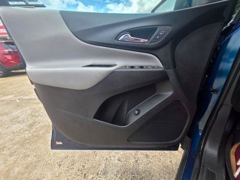 Used 2021 Chevrolet Equinox LT FWD image 20