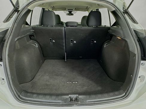 Used 2023 Nissan Kicks SV FWD image 29