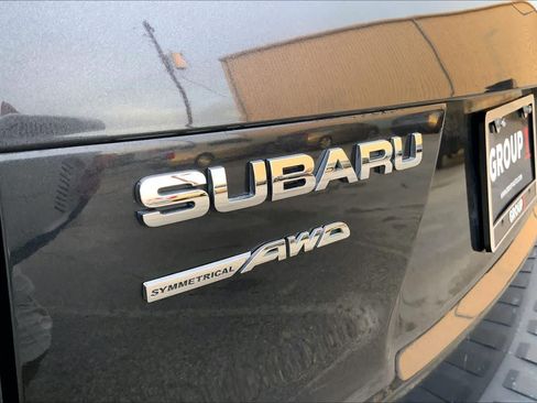 Used 2011 Subaru Forester 2.5X Premium w/ All-Weather Pkg AWD/4WD image 7