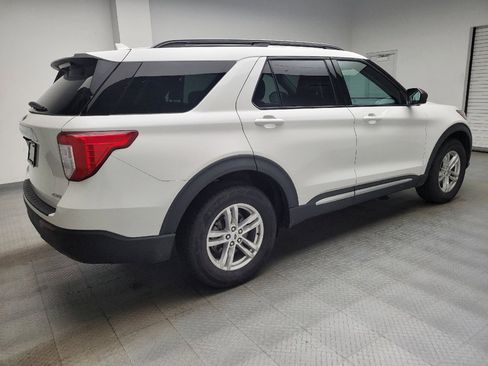 Used 2022 Ford Explorer XLT AWD/4WD image 10