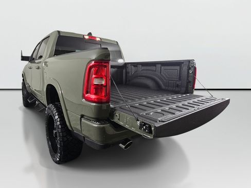 New 2026 RAM 1500 Big Horn AWD/4WD image 11