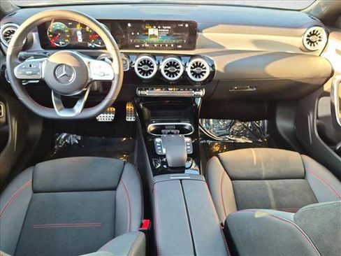 Used 2023 Mercedes-Benz CLA 250 image 16