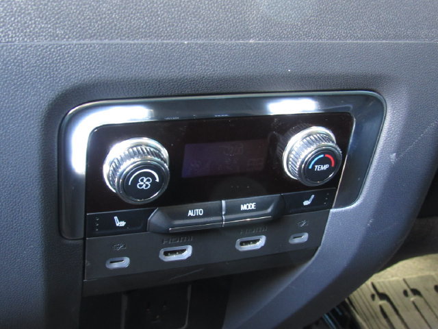 Used 2023 GMC Yukon Denali w/ Denali Reserve Package AWD/4WD image 36